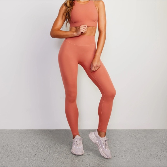 icon tight in sandstone - Picture 1 of 4